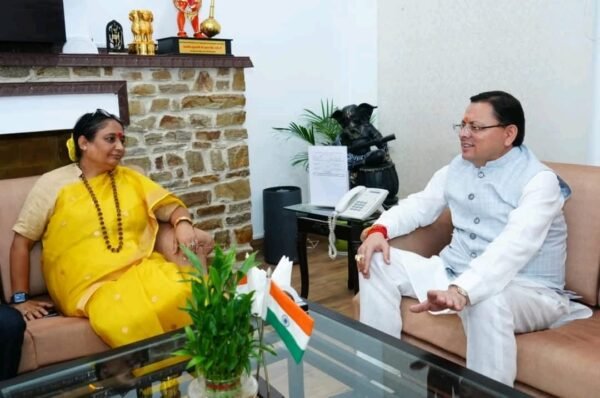 विधानसभा अध्यक्ष ऋतु खंडूड़ी भूषण ने मुख्यमंत्री धामी से की मुलाकात, दीपावली की दी शुभकामनाएं