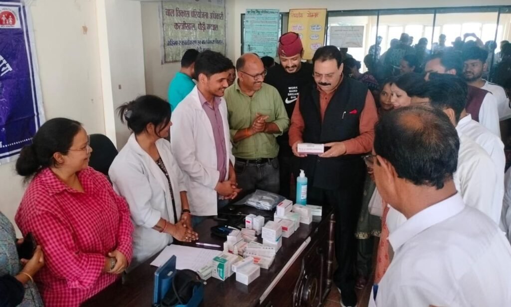 पौड़ी गढ़वाल : जनसेवा शिविर में 113 लाभार्थियों को मिला योजनाओं का लाभ, अधिकांश शिकायतों का मौके पर निस्तारण