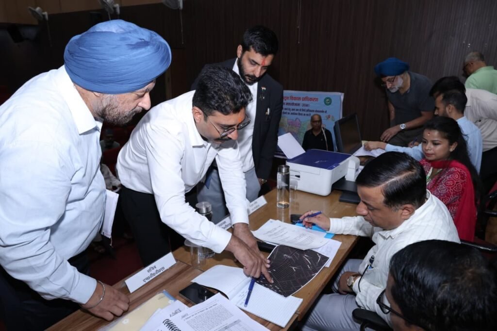 आने वाले देहरादून का विजन डॉक्यूमेंट “देहरादून महायोजना-2041” – IAS बंशीधर तिवारी