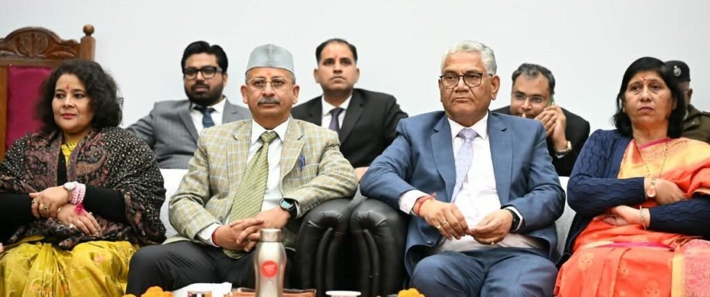 न्याय से कोई वंचित न रहे, कमजोर वर्ग को मुफ्त कानूनी मदद